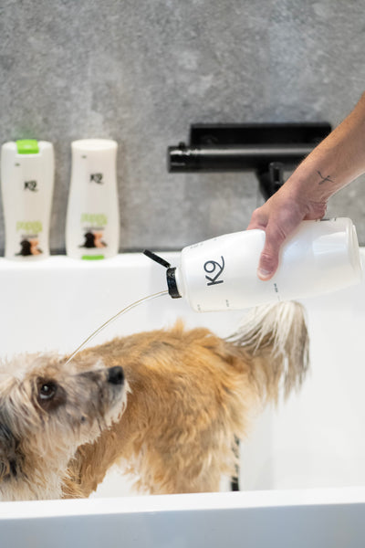 Blöndunarbrúsi - Mixing Bottle